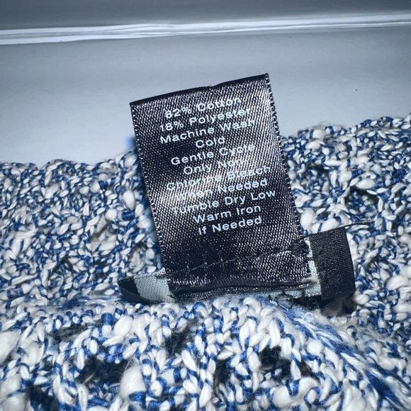 Ann Taylor Crochet Short Sleeve Sweater Blouse - Picture 6 of 8